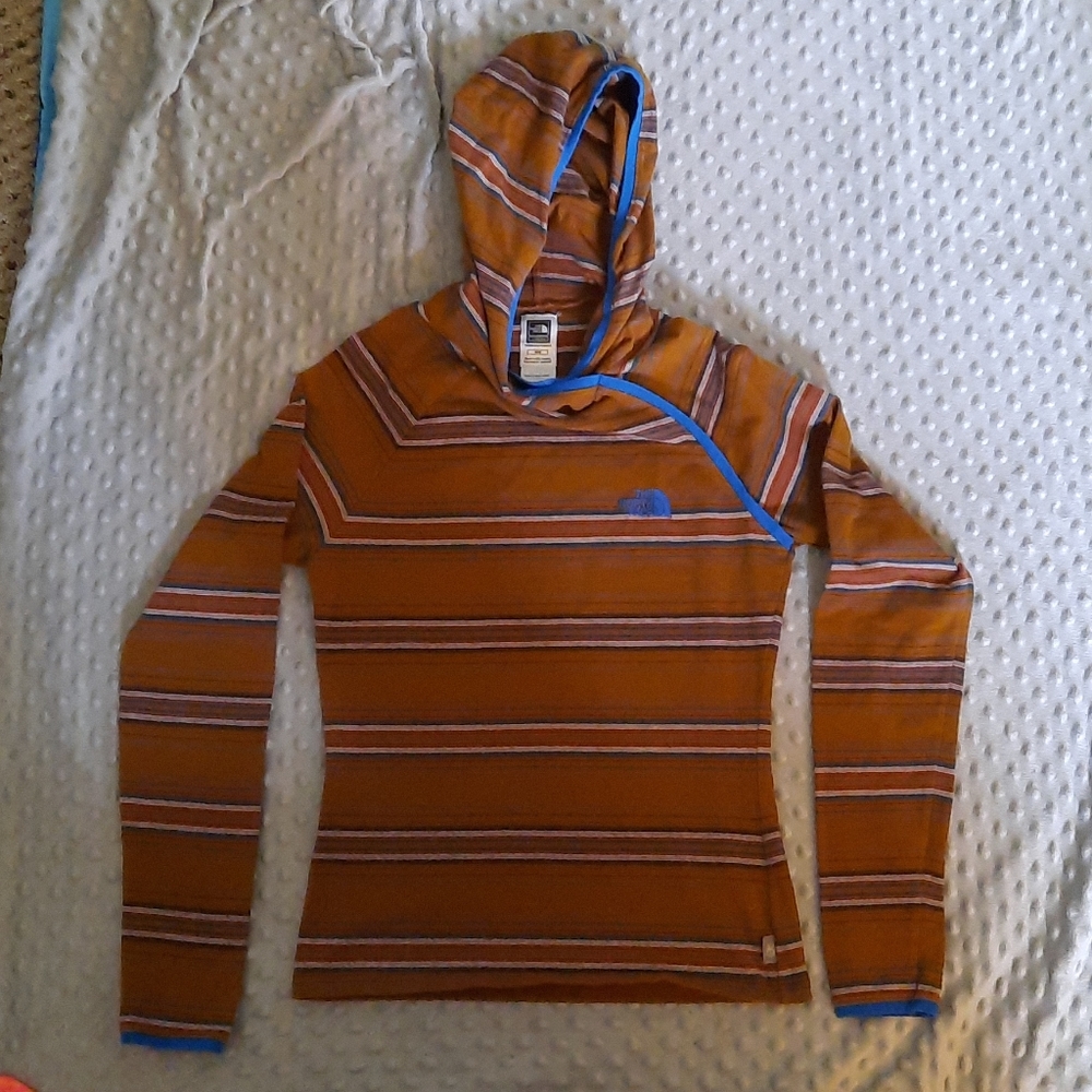 North Face long sleeved tee. Women's M